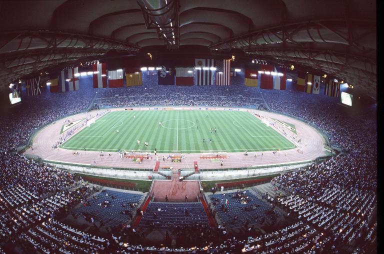 1990 World Cup Finals, Second Phase, Rome, Italy, 25th June, 1990, Italy 2 v Uruguay 0, A general view of the Stadio Olimpico before the match  (Photo by Bob Thomas Sports Photography via Getty Images)